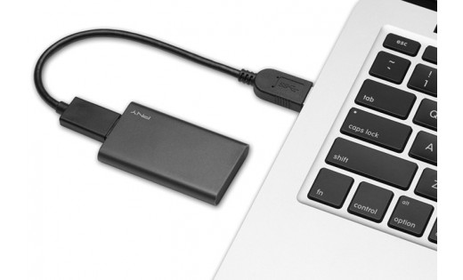Карманный SSD-накопитель PNY Elite вмещает до 480 Гбайт информации